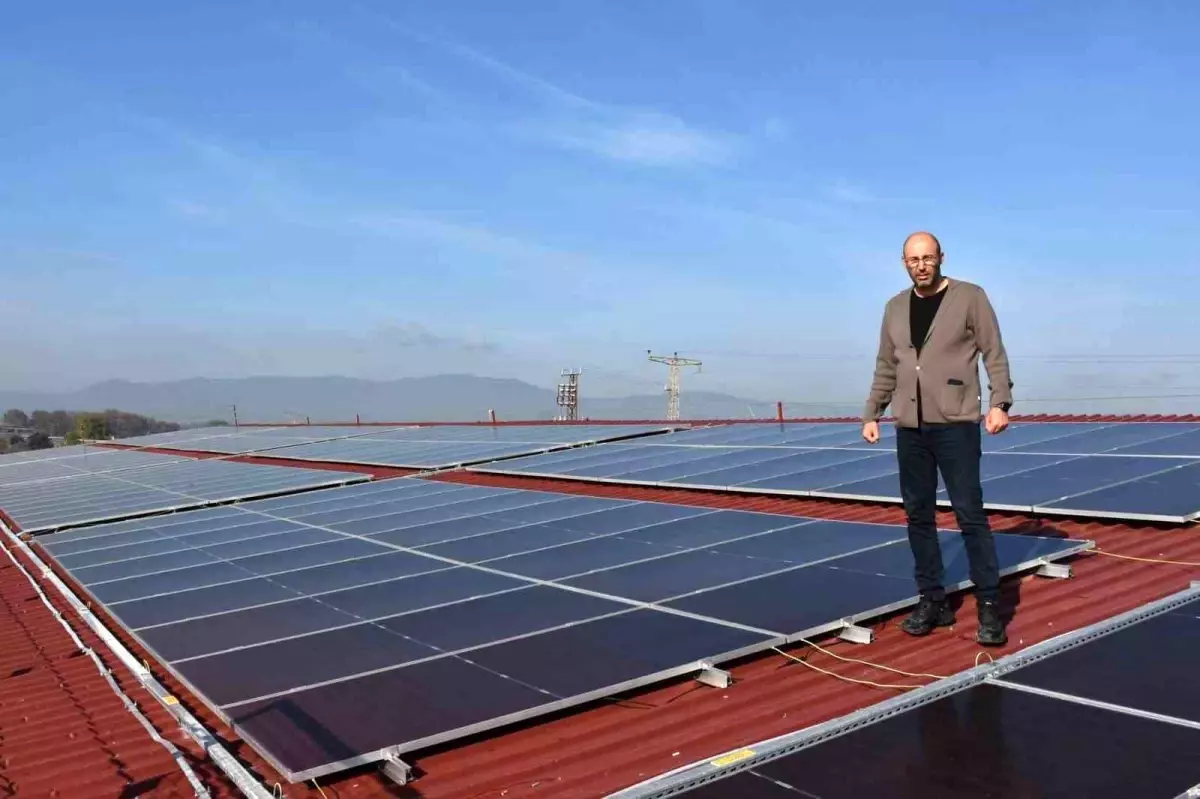 Germencik Belediyesi’nin Güneş Enerji Sistemi Devreye Alındı: Yıllık 2,2 Milyon TL Tasarruf ve 265 Ton Karbon Emisyonu Azaldı