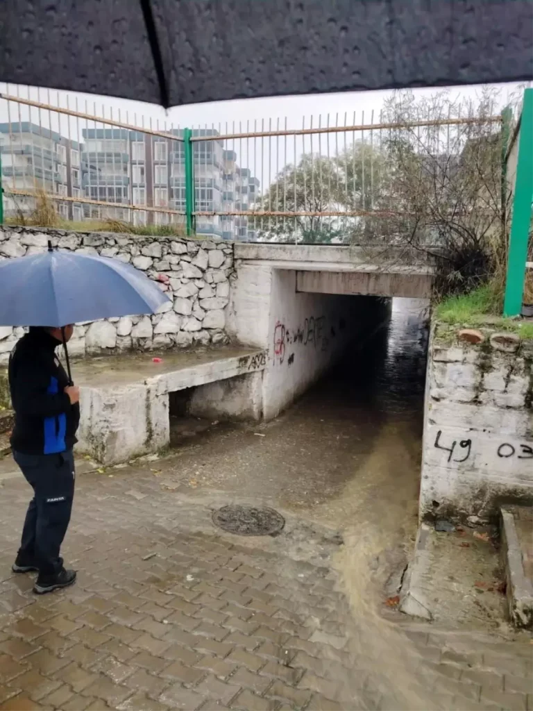 Germencik’te okul önlerinde zabıta nöbeti sürüyor