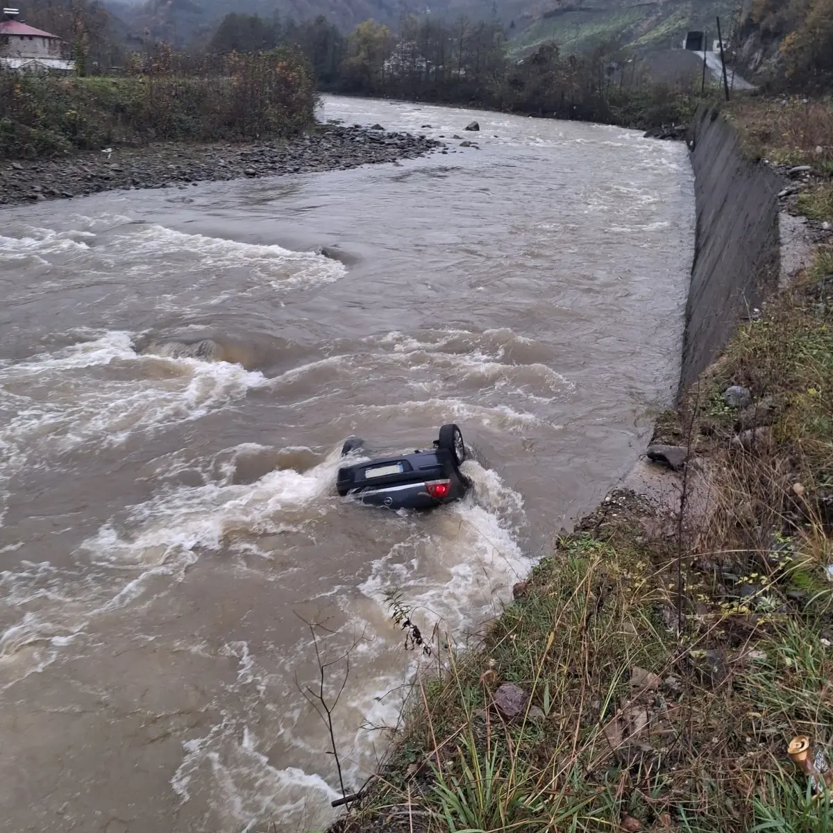 Giresun’da iki kişinin hayatını kaybettiği kazanın kamera görüntüleri ortaya çıktı