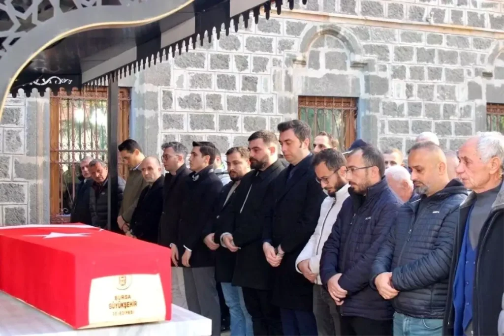 Yağlıdere’de Trafik Kazası: Mahalle Bekçisi Hayatını Kaybetti