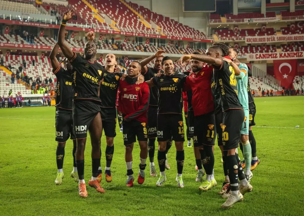 Göztepe’nin Tarihi Defans Performansı: 17 Maçta Sadece 9 Gol, Avrupa Kupası Hayali Yakın