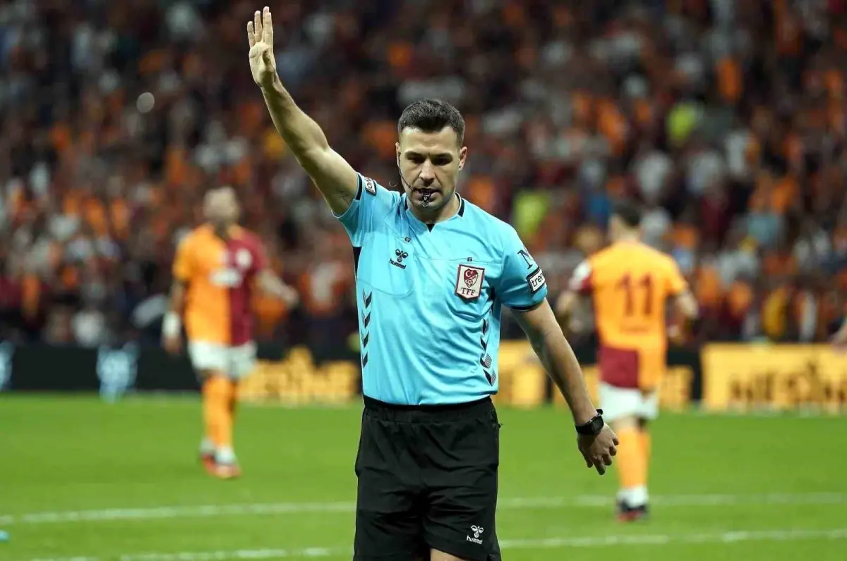 Göztepe-Trabzonspor Maçında VAR Cihan Aydın