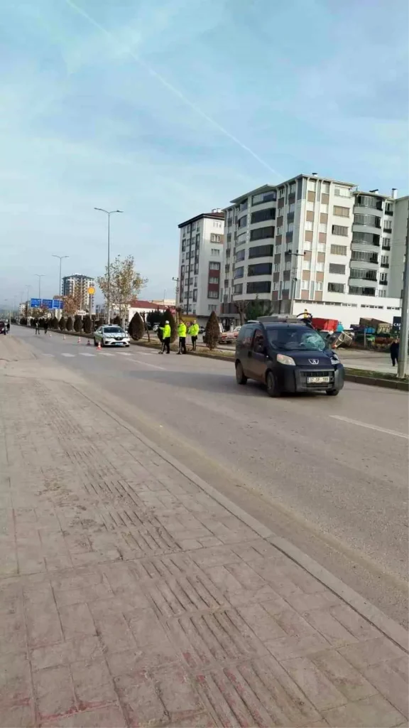 Kastamonu’da Yaya Trafik Kazası: 74 Yaşındaki Adam Hayatını Kaybetti