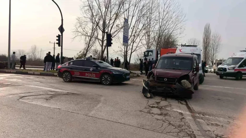 İnegöl’de Trafik Kazası: 7 Yaralı