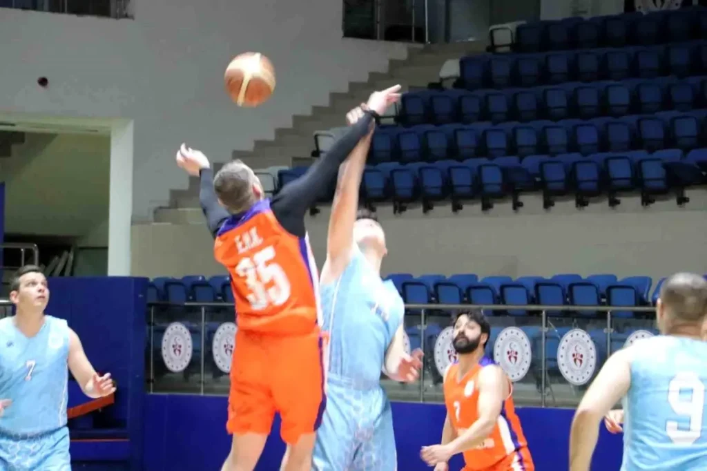 Hakkari’de Kurumlar Arası Basketbol Müsabakaları Heyecanı Başladı