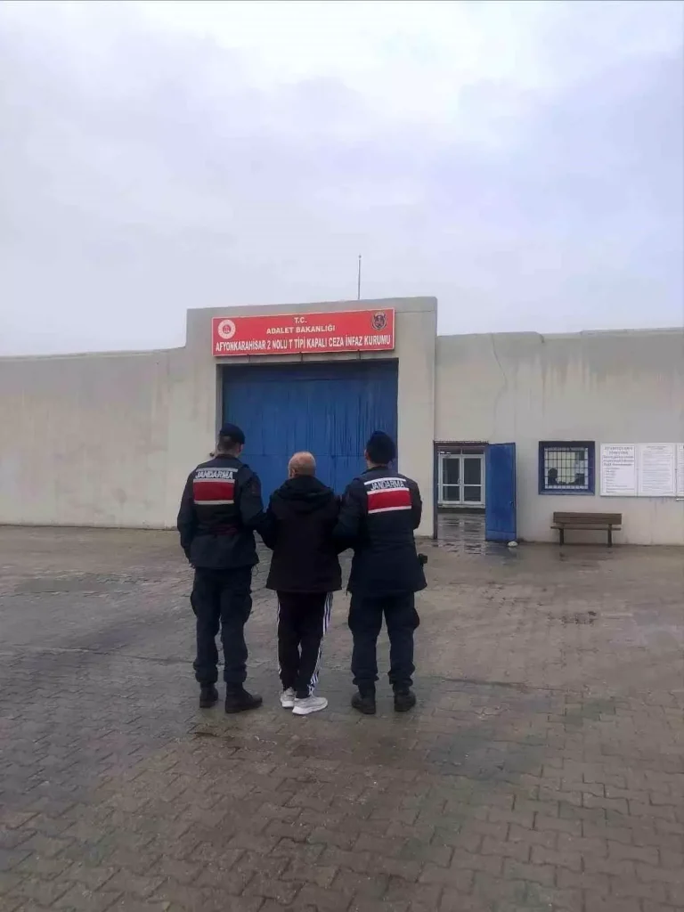 25 Yıl Hapis Cezasıyla Aranan Şahıs Yakalandı