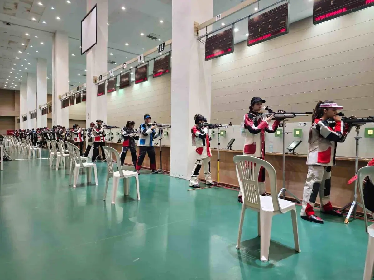 Mersin’de Havalı Silahlar Şampiyonası Başladı