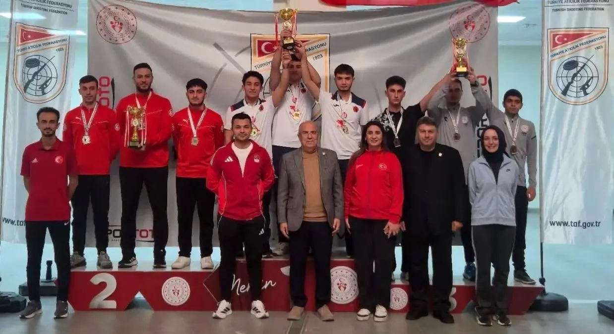 Erdemli’de Erzincanlı Sporcular Avrupa Şampiyonası’nda Altın ve Gümüşe Kavuştu