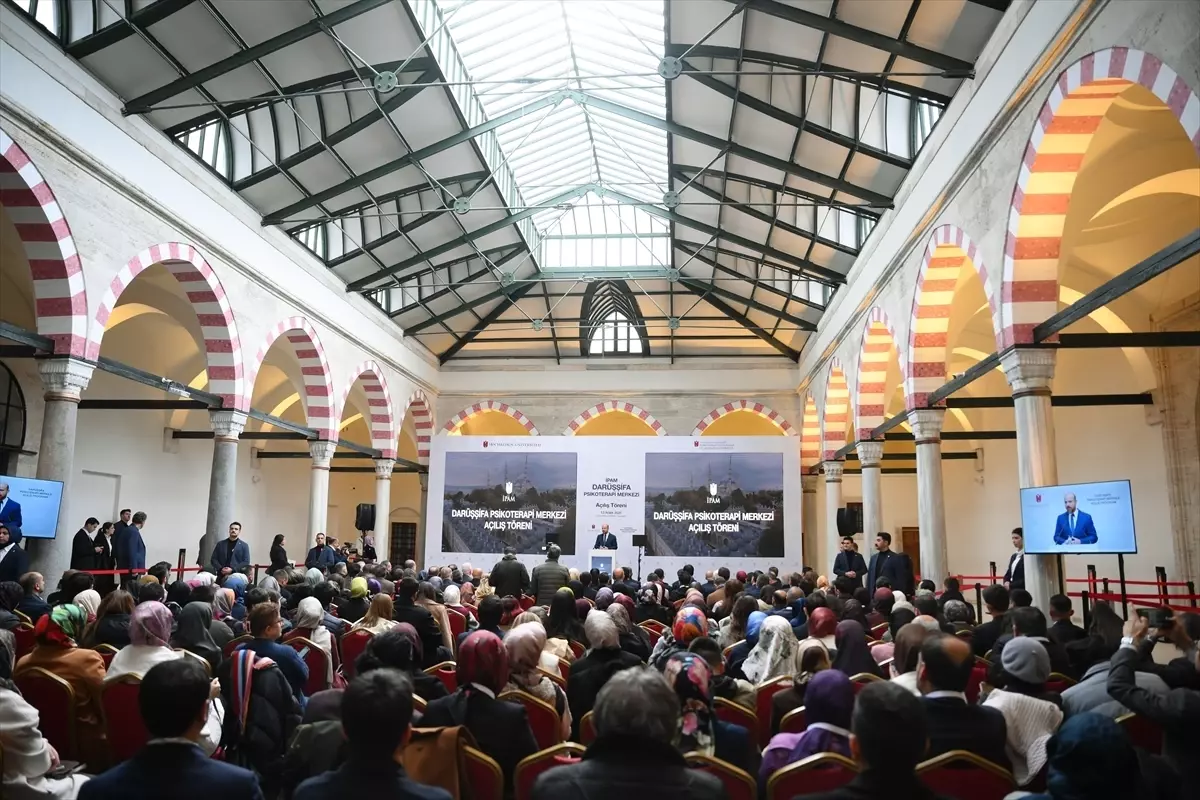 İbn Haldun Üniversitesi “Darüşşifa Psikoterapi Merkezi” Resmi Törenle Açıldı