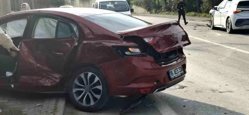 Sapanca’da Trafik Kazası: 5 Yaralı