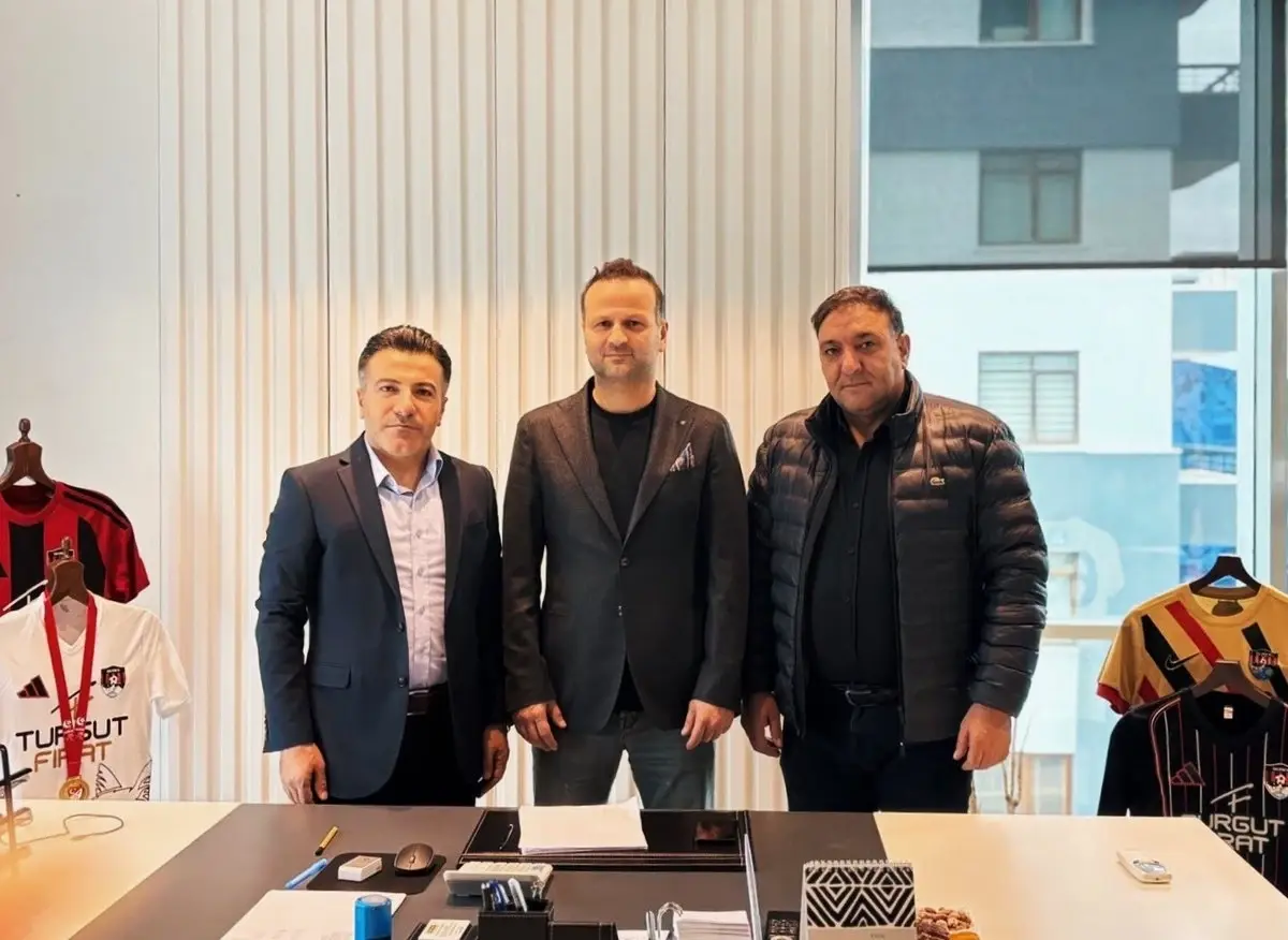 İmaj Altyapı Vanspor’un Yeni Teknik Direktörü Korkmaz