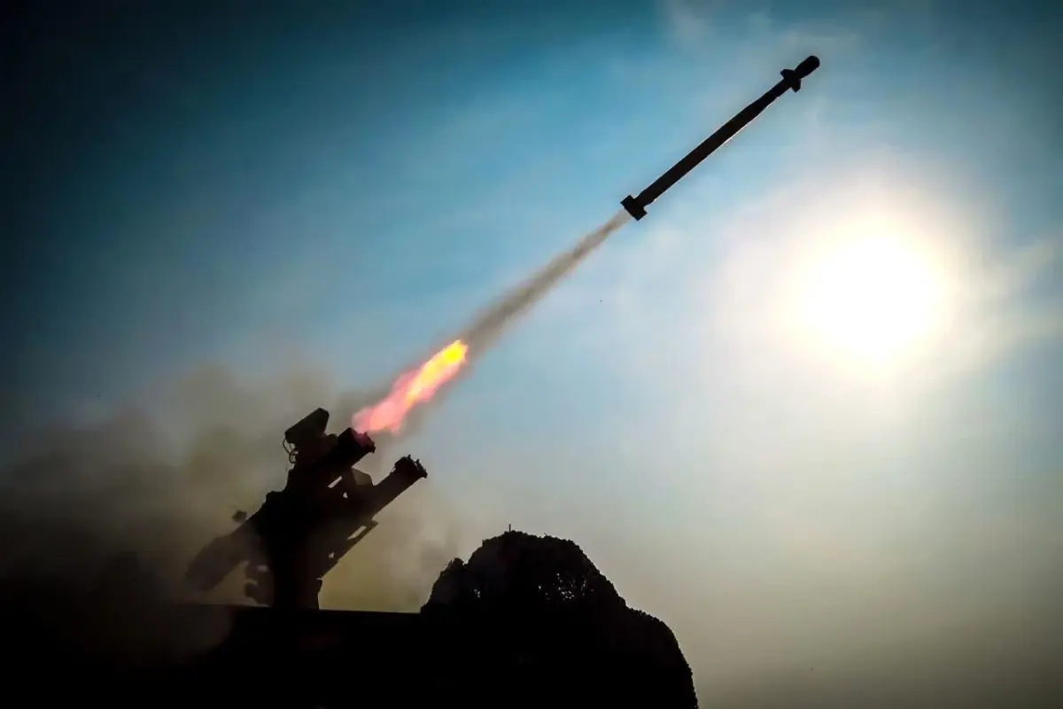 İran’dan Umman Denizi’nde Şok Füze Atışı: Kadir Serisi Hedefleri Yüksek Hassasiyetle Yok Etti