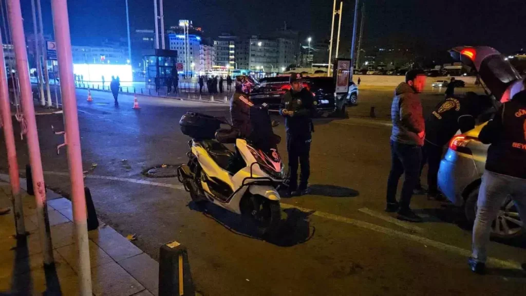 Taksim’de ‘Huzur İstanbul’ Uygulamasıyla Güvenlik Denetimi Şiddetle Artırıldı