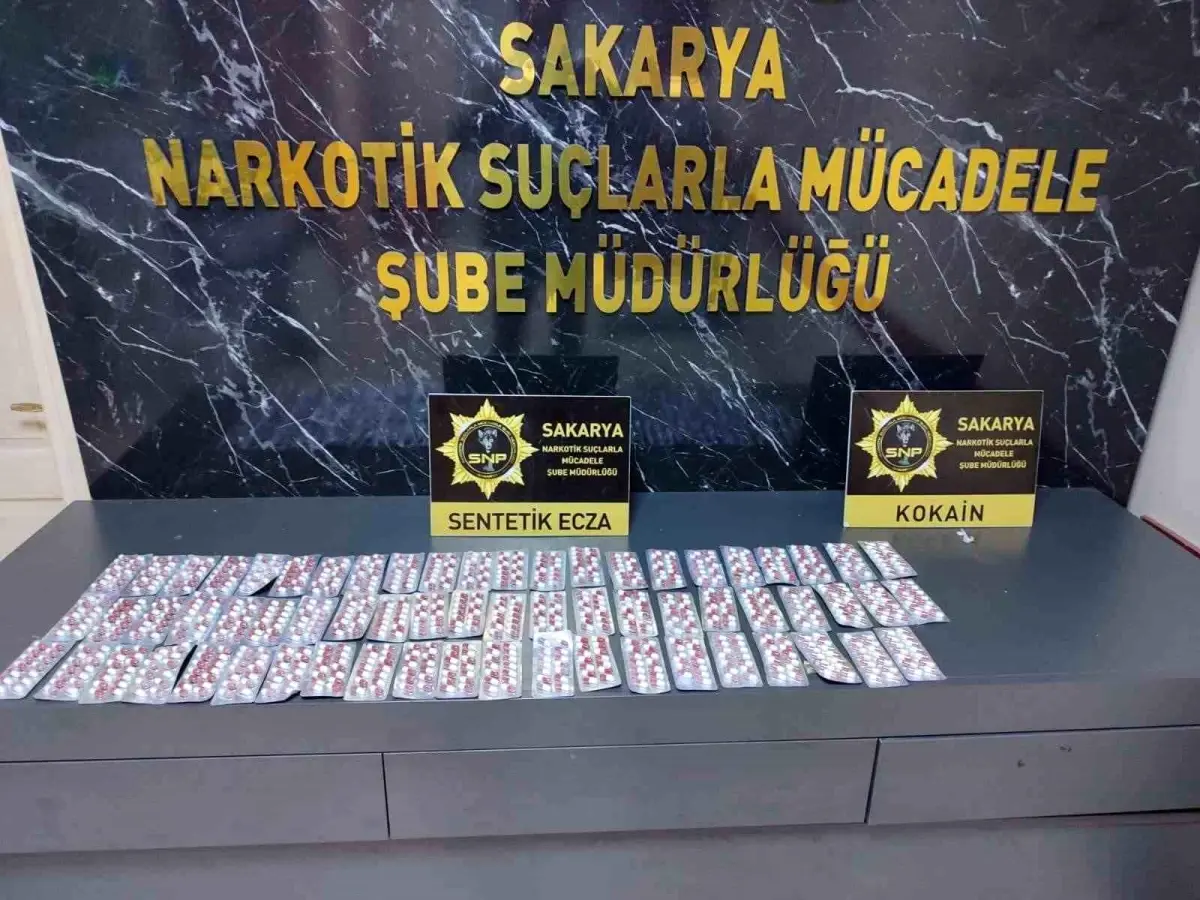 İstanbul’dan Sakarya’ya 917 Sentetik Maddeli Uyuşturucu Operasyonu!