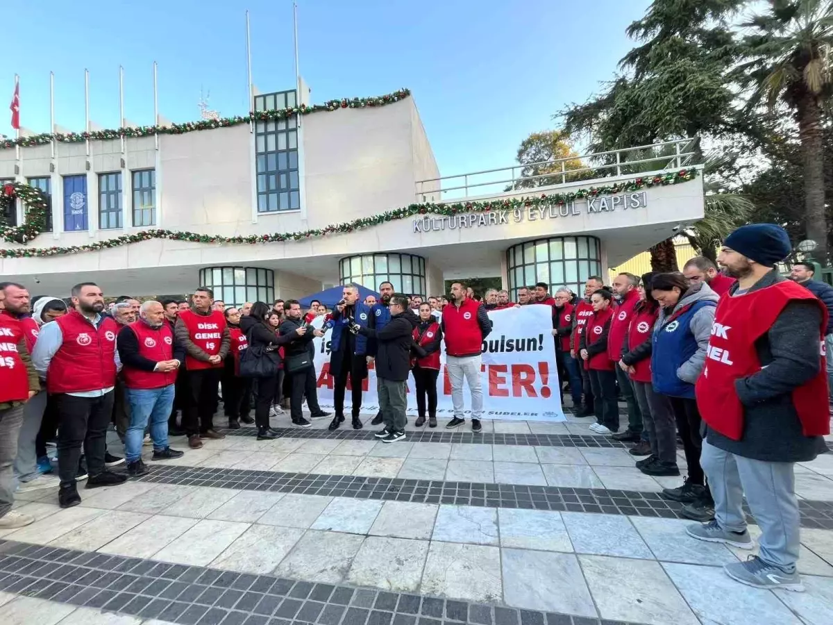 İzmir Büyükşehir işçilerinin eylemi beşinci gününde kritik görüşme bekliyor