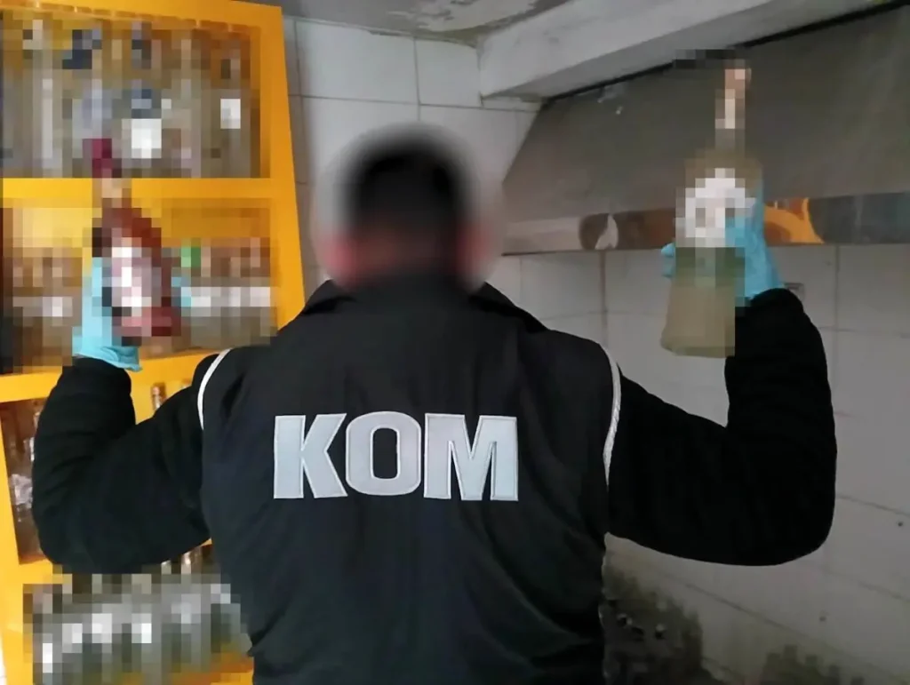 İzmir’de Kaçakçılık Operasyonu: 22 Gözaltı
