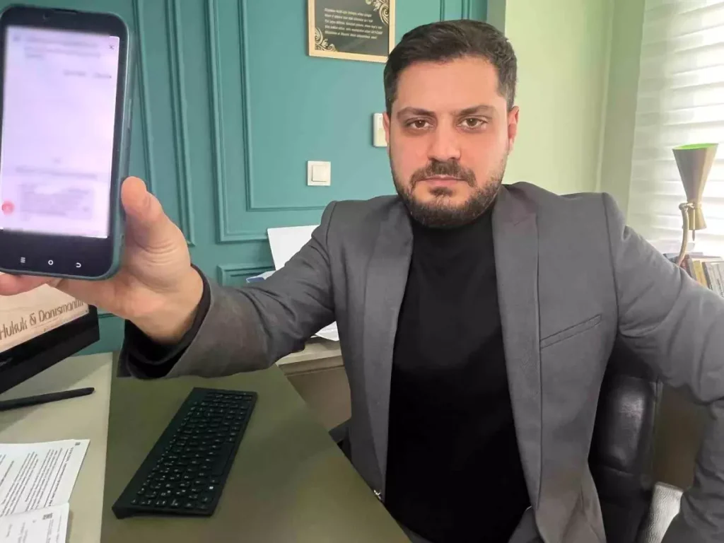 Dolandırıcılık Şebekesi İzmir’de Uyuşturuyor