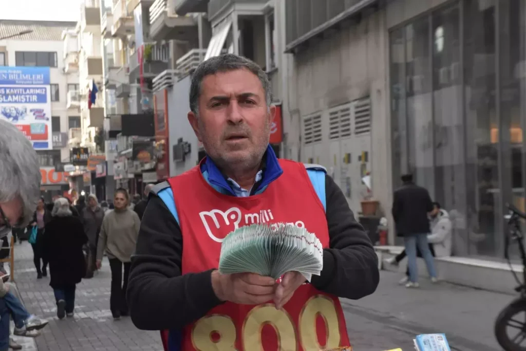 Yılbaşı Piyangosu İçin Geri Sayım: 800 Milyon TL’lik Rekor İkramiye İzmir’de Patladı!
