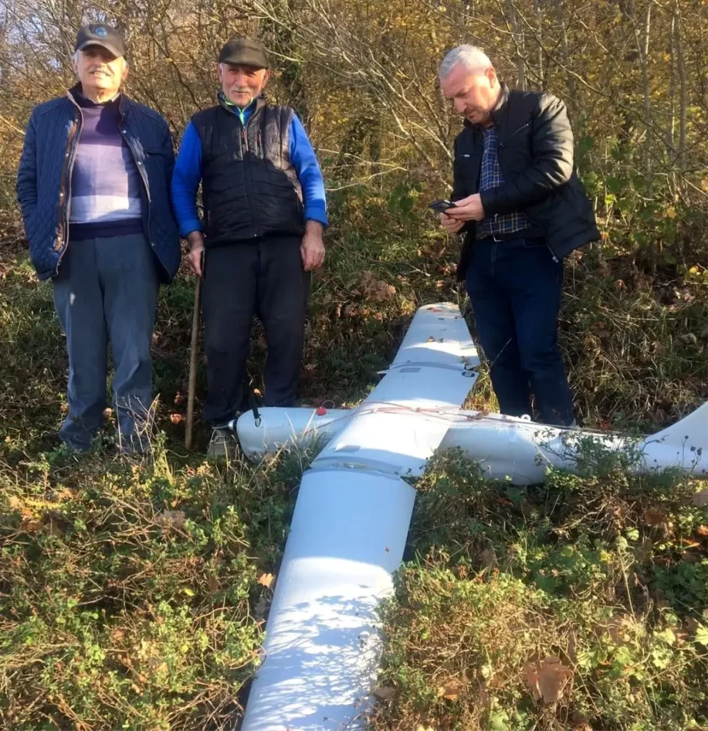İzmit’te kırsal alana İHA düştü! Jandarma ekipleri inceleme başlattı