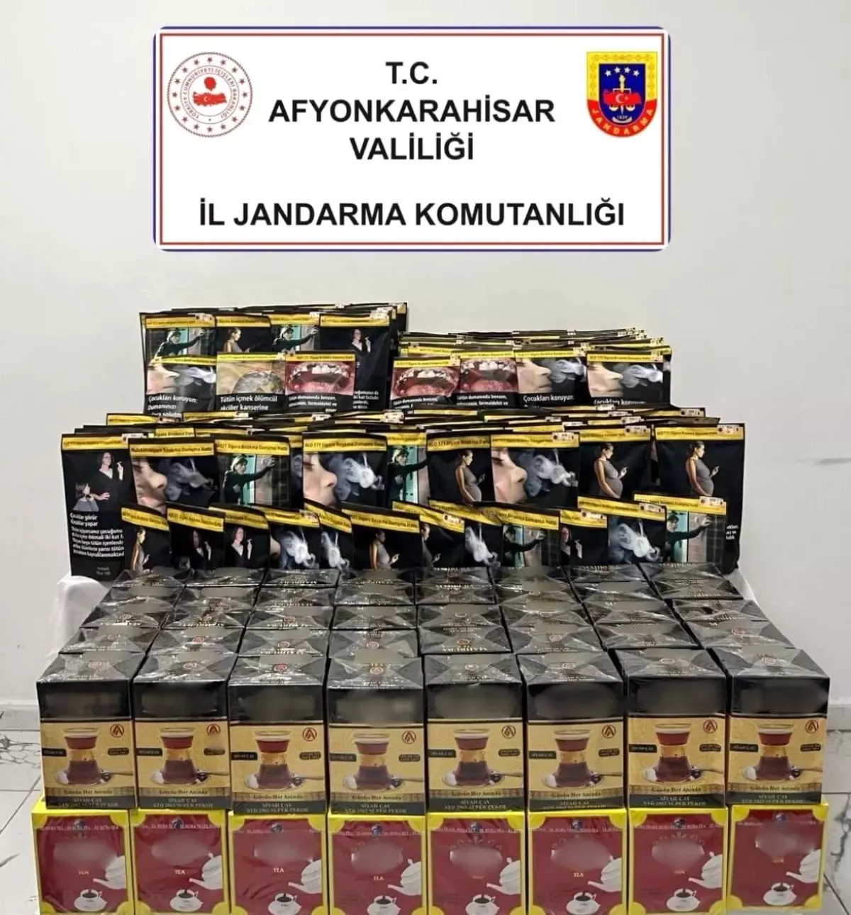 Afyon’da Kaçak Tütün ve Çay Operasyonu: 12,5 kg Tütün ve 33,6 kg Çay Ele Geçirildi