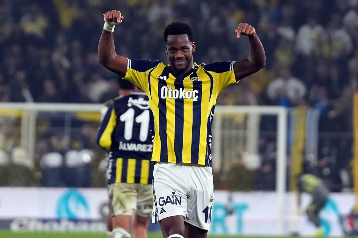 UEFA’dan Jhon Duran’a 2 Maçlık Men