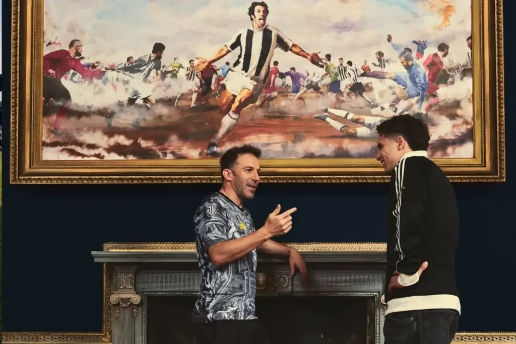 Juventus, efsane 10 numarası Del Piero’ya özel formayı Kenan Yıldız ile tanıttı