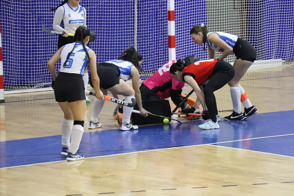 Kadınlar Salon Hokeyi Süper Ligi Alanya’da Coşkulu Açılışını Yaptı