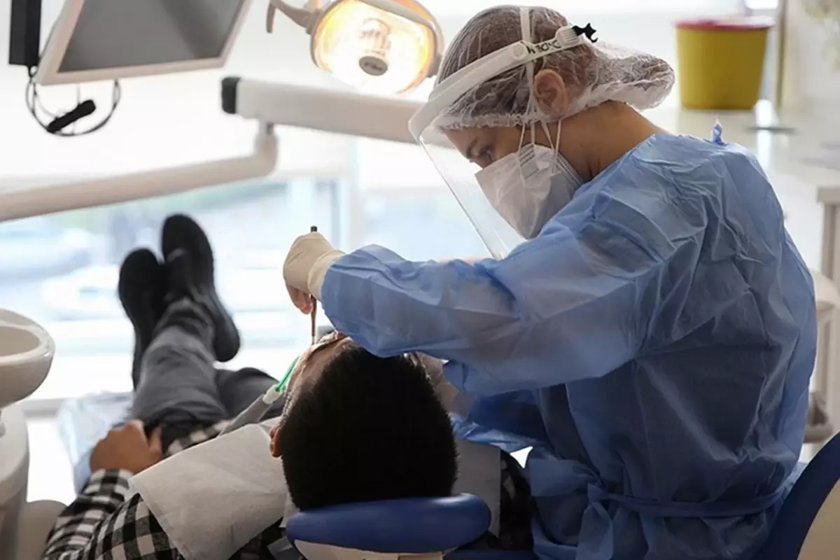 Meclis’te Ücretsiz İmplant Tedavisi İçin 2 Şartla Büyük Tartışma!