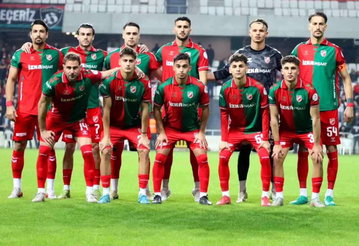 Karşıyaka, TFF 3. Lig’de Yenilgisiz Takımlar Arasında