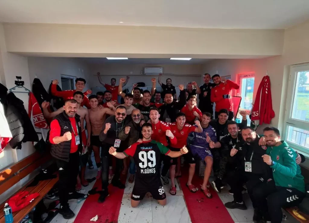 Karşıyaka 90+9’da Galip Geldi: Genç Yıldız Mehmet Güneş Sahneye Çıktı!