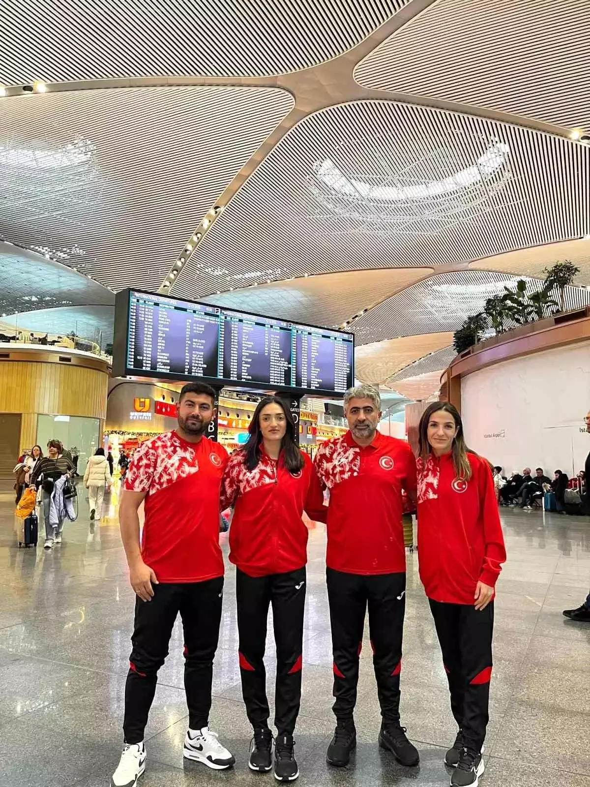 Karslı Atletler Avrupa Kros’a Uçtu