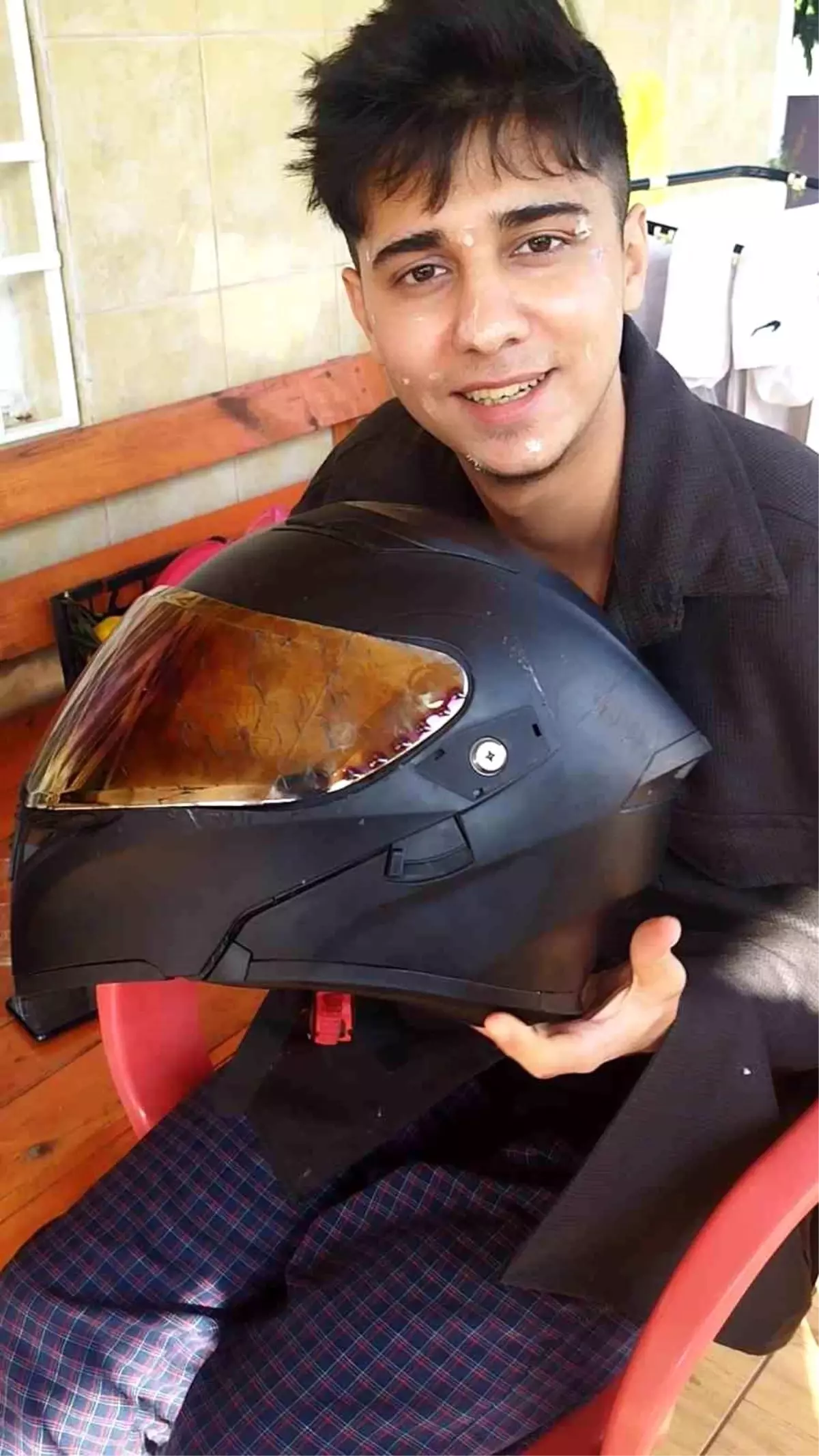 Motosiklet Kazası: Kaskın Hayat Kurtarıcılığı Gündemde!