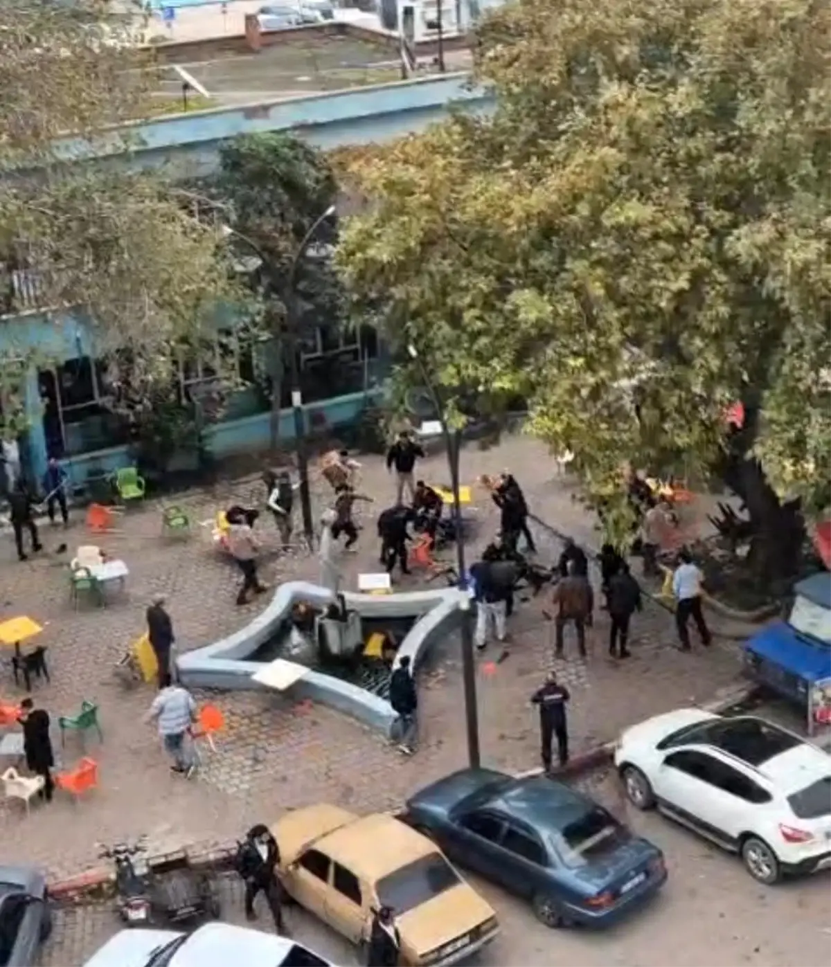 Gölmarmara’da 80 Kişilik Kavga: 1 Yaralı