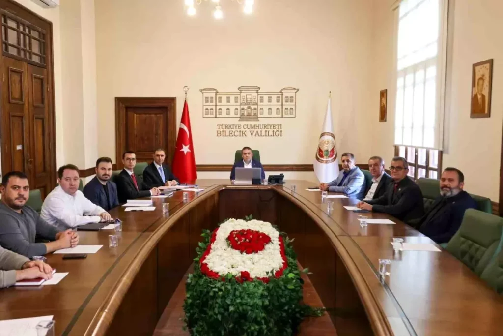 Bilecik Valisi Faik Oktay Sözer’in Başkanlığında Kayı OSB Müteşebbis Heyeti Buluştu