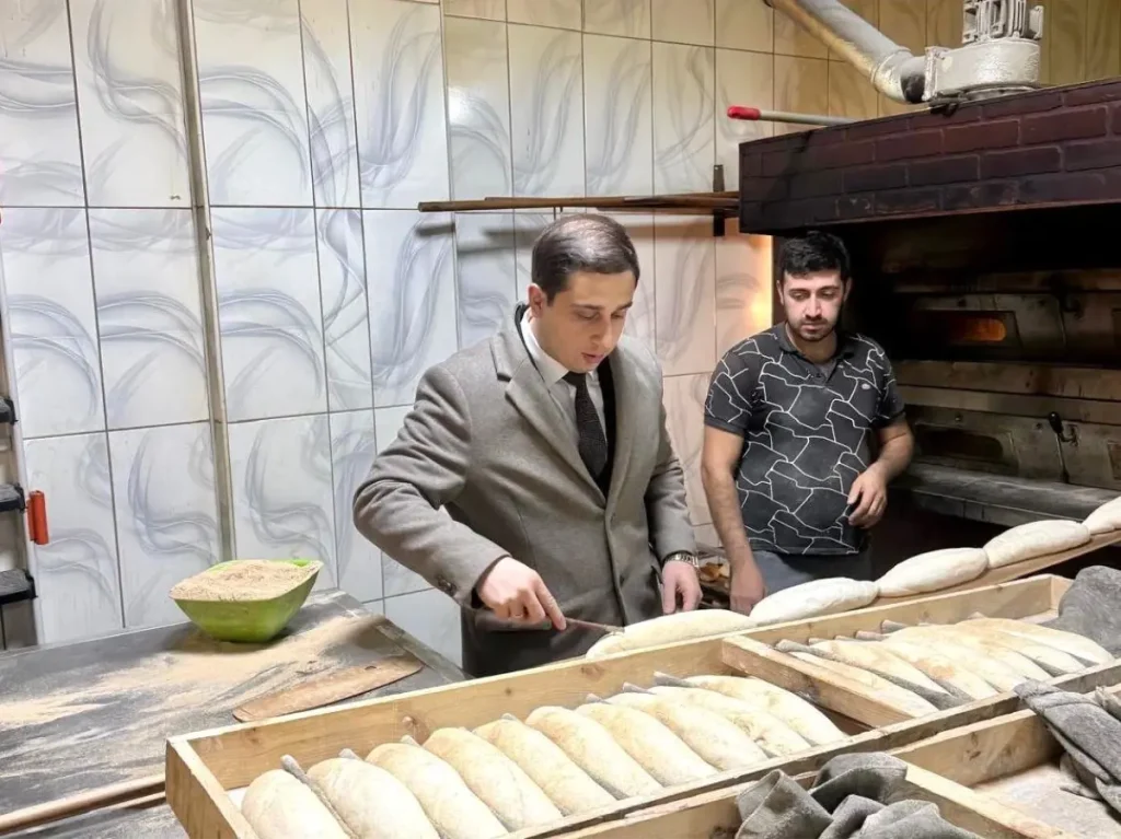 Kaymakam Başar Esnafı Ziyaret Etti