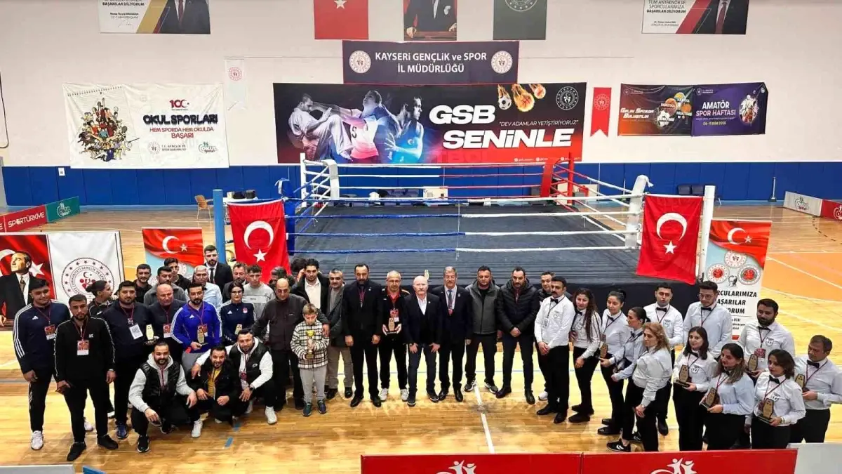 Kayseri’de “Gazilerimize Vefa” Muaythai Şampiyonası Coşkuyla Gerçekleşti