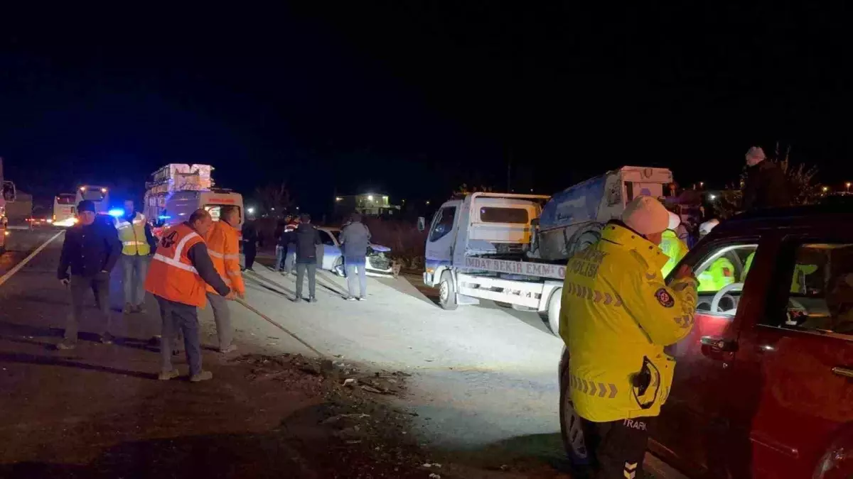 Kayseri’de 4 Araç Birarada Çarpıştı: 7 Kişi Yaralı!