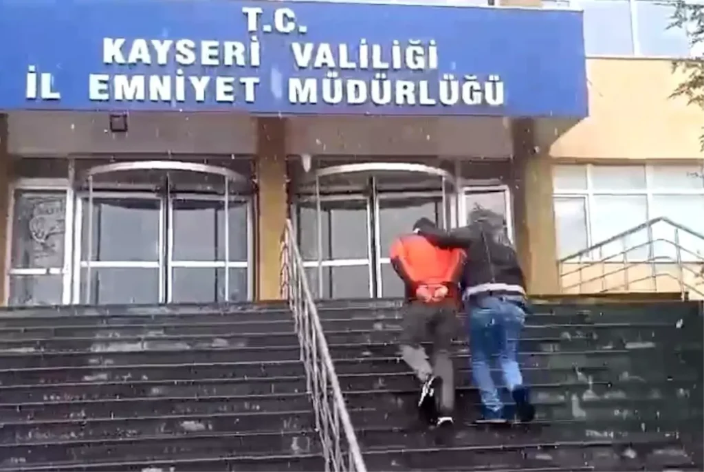 Kayseri’de 15 ve 10 Yıl Hapis Cezalı Uyuşturucu Satıcılarına Büyük Operasyon
