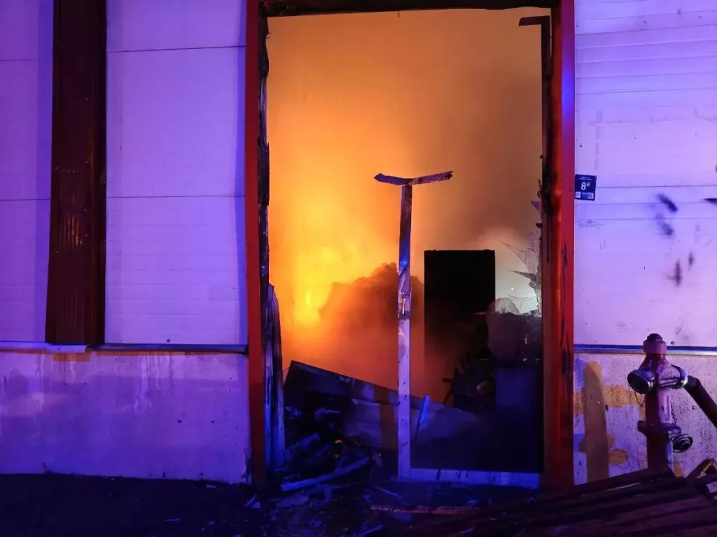 Kayseri’de Kocasinan Atölyesinde Çıkan Yangın Hızlıca Söndürüldü