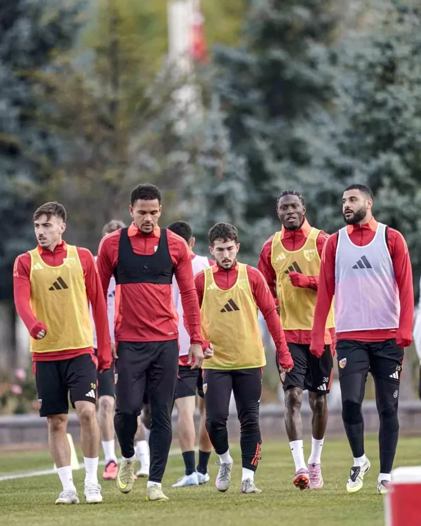Kayserispor 5 Eksikle Konyaspor’u Ziyaret Edecek