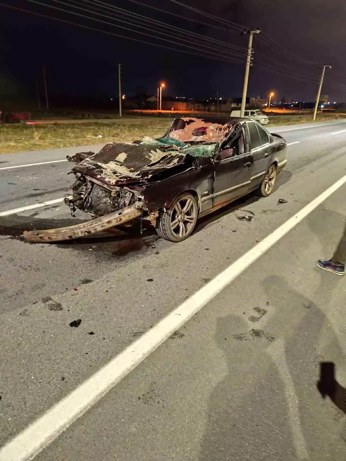 Afyonkarahisar’da Trafik Kazası: Sürücü Ağır Yaralı
