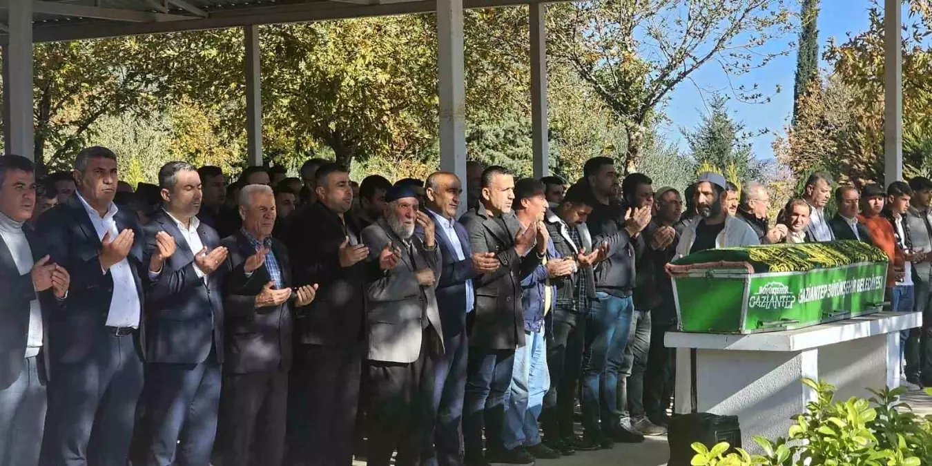 Gaziantep’te Feci Kaza: Mehmet Çetinpolat Sonsuzluğa Uğurlandı