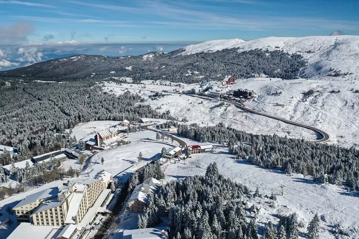 Uludağ Kış Sezonuna Hazır: Kar Yağışı Rezervasyonları %50 Artırdı