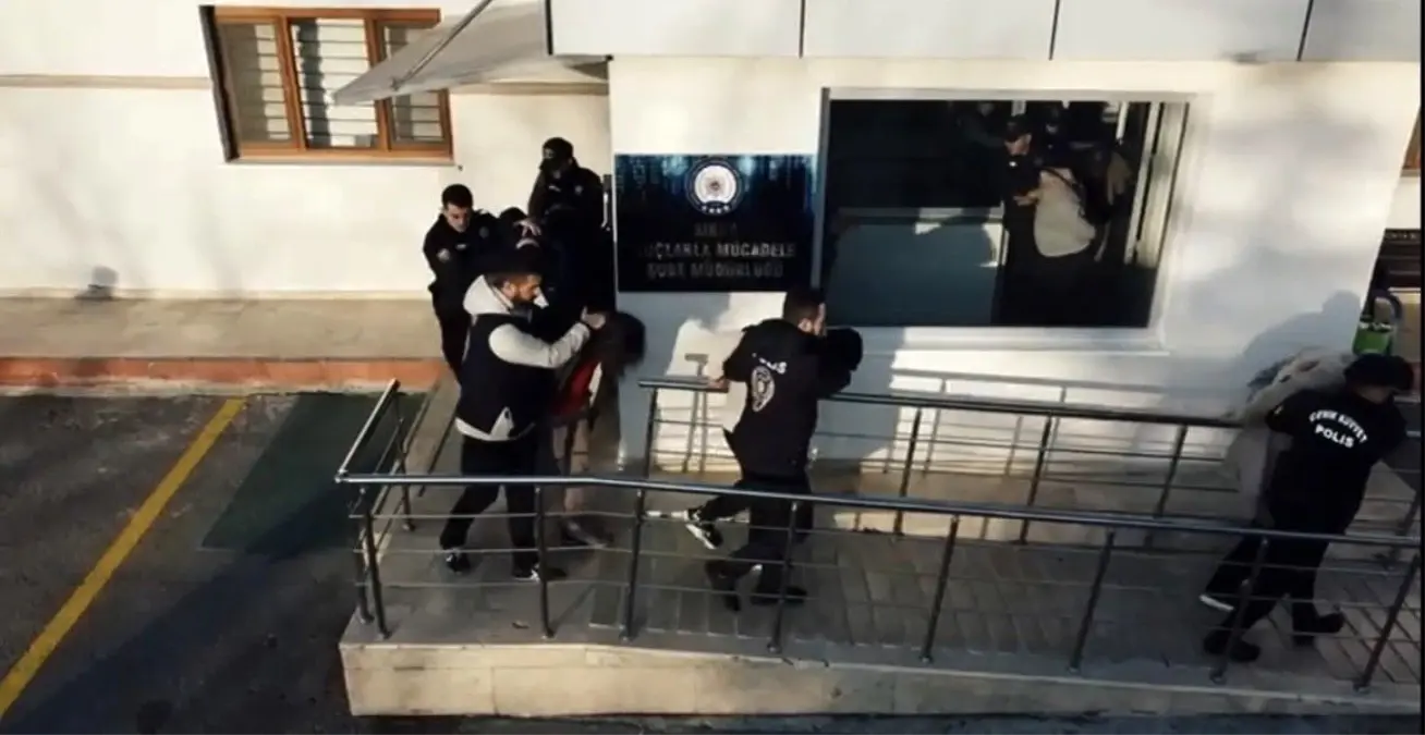 Konya’da Dolandırıcılık Operasyonu: 26 Tutuklama