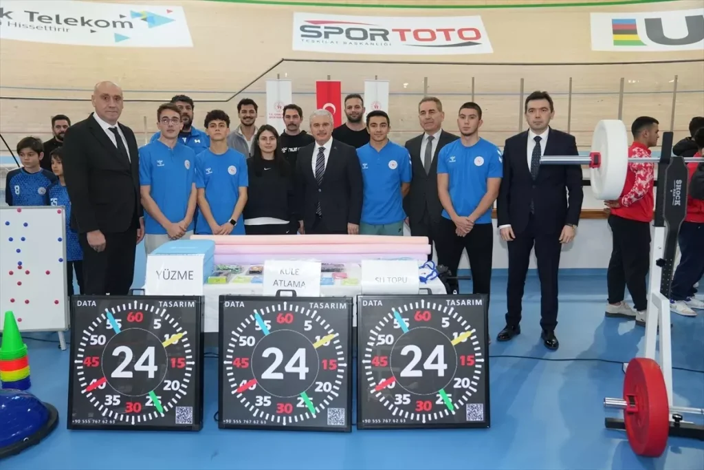 Konya’da 60 Milyon Liralık Spor Malzemesi Dağıtımıyla Altyapı Güçleniyor