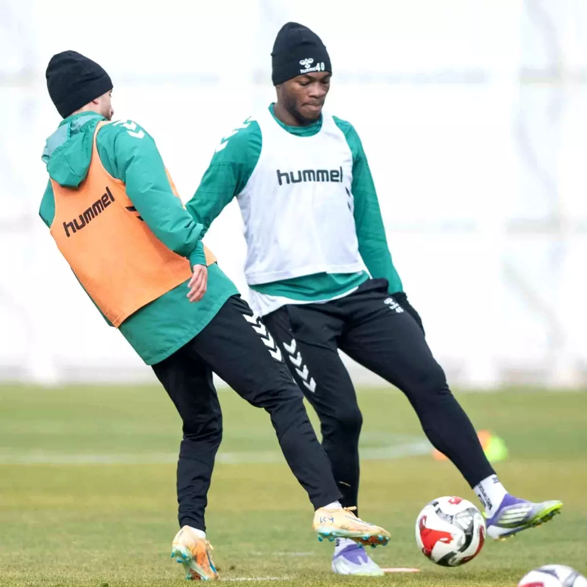 Konyaspor Fenerbahçe Maçına Hazırlanıyor