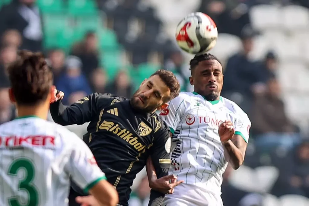 Konyaspor Galibiyeti 90+3’te Kaçırdı: Son Dakika Drama!