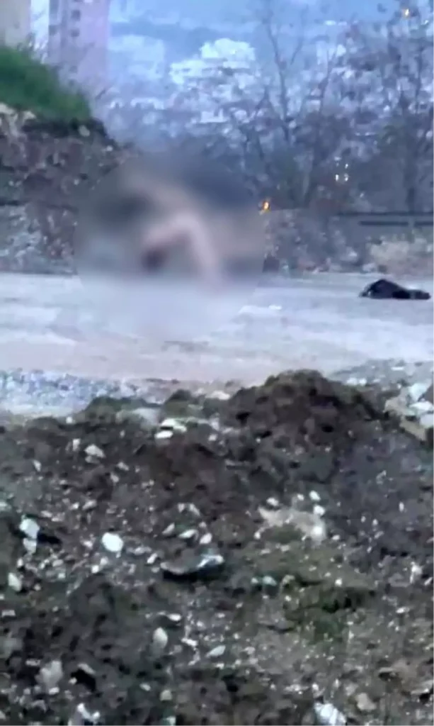 İzmit’te Çıplak Şahıs Tedirginlik Yarattı