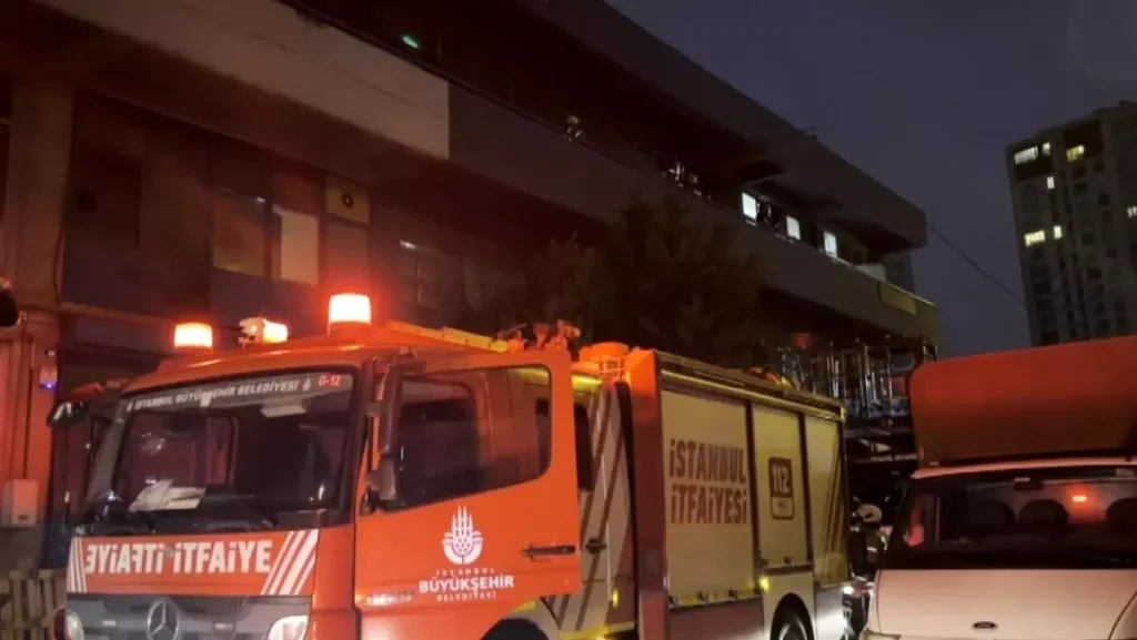 Küçükçekmece’de Yangın: Yaralı Yok