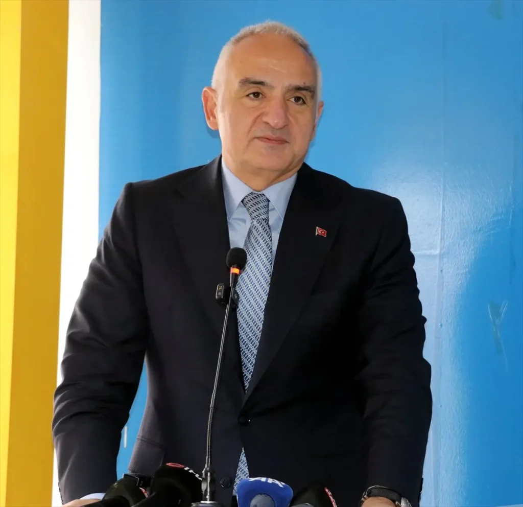 Kültür ve Turizm Bakanı Ersoy, Amasya’da Turizmi Çifte Katladı ve Rekor Gelir Açıklaması Yaptı